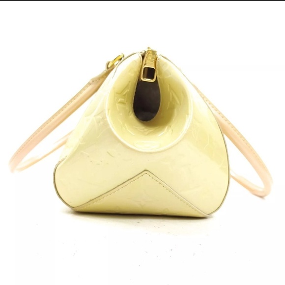 Louis Vuitton Sherwood PM Cream Vernis Shoulder Bag - Picture 4 of 11
